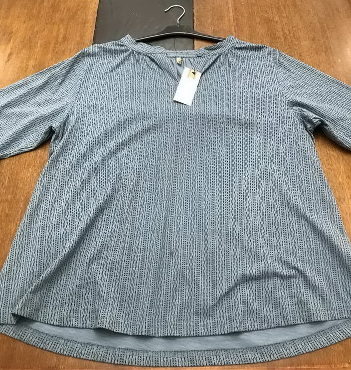Ladies' Tees (35)